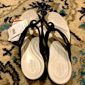 Crocs blue snakeskin Capri sandal flip flops